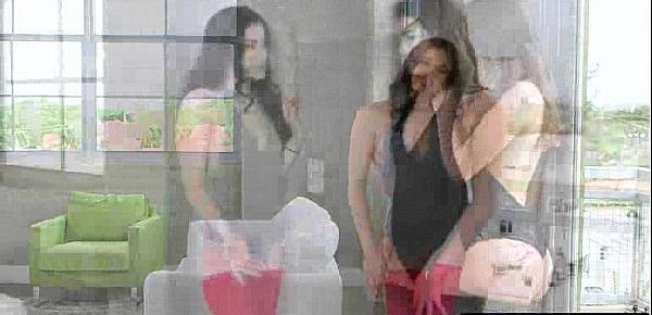  (Bobbi Dylan & Kylie Quinn) Hot Naughty Girls Make Love In Hot Lez Scene movie-07